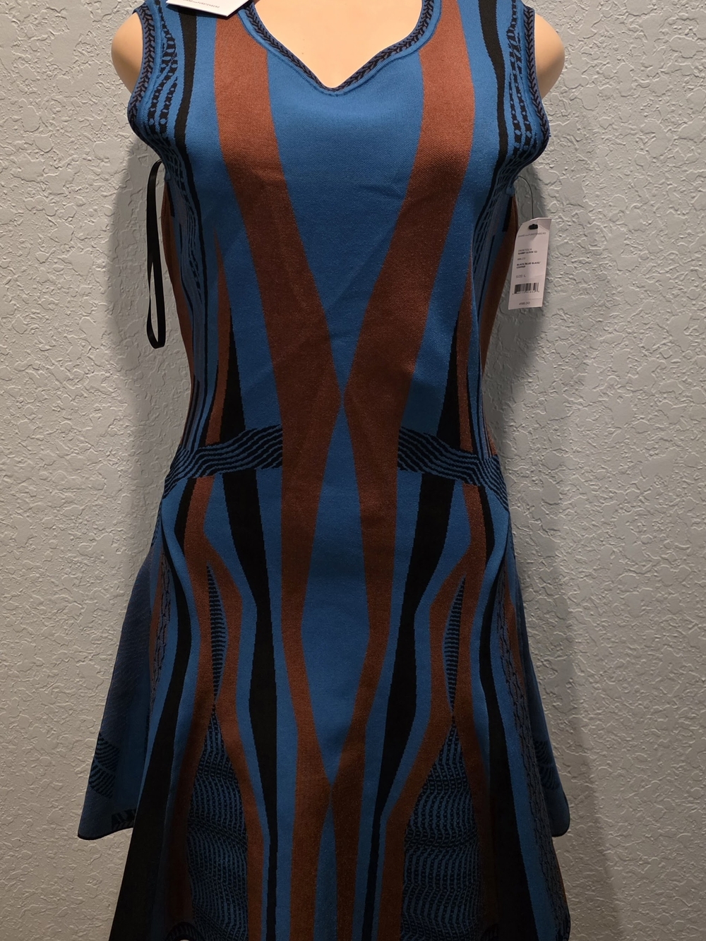 Diane Von Furstenberg Blue, Brown & Black Sleeveless V-Neck Knit Dress